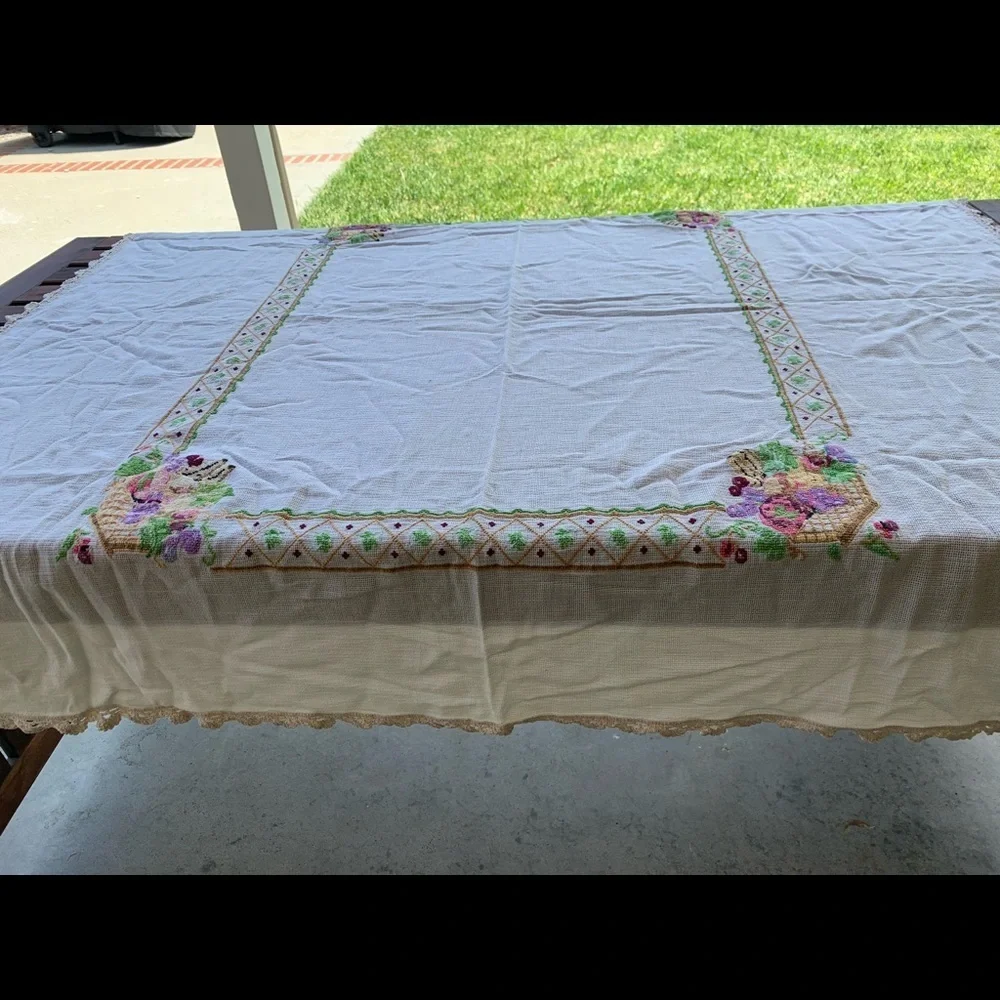 Table cloth